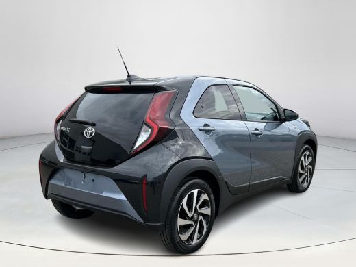 Toyota Aygo 1.0 VVT-i MT Pulse ActivLease financial lease