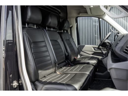Volkswagen Crafter 35 TDI | L3H3 | HIGHLINE | LED | Camera | CarPlay | Navi | Cruise | Airco | PDC | Euro 6 ActivLease financial lease