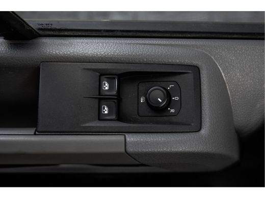 Volkswagen Crafter 35 TDI | L3H3 | HIGHLINE | LED | Camera | CarPlay | Navi | Cruise | Airco | PDC | Euro 6 ActivLease financial lease