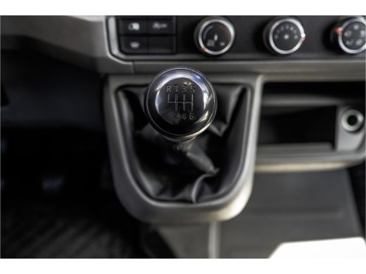 Volkswagen Crafter 35 TDI | L3H3 | HIGHLINE | LED | Camera | CarPlay | Navi | Cruise | Airco | PDC | Euro 6 ActivLease financial lease