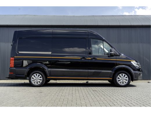 Volkswagen Crafter 35 TDI | L3H3 | HIGHLINE | LED | Camera | CarPlay | Navi | Cruise | Airco | PDC | Euro 6 ActivLease financial lease