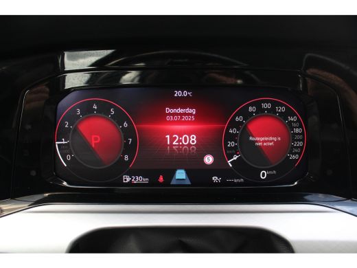 Volkswagen Golf 1.5 eTSI Style | Camera | Carplay | Navi | DAB | Adapt. Cruise | Dodehoek | LED | Sfeerverlichtin... ActivLease financial lease