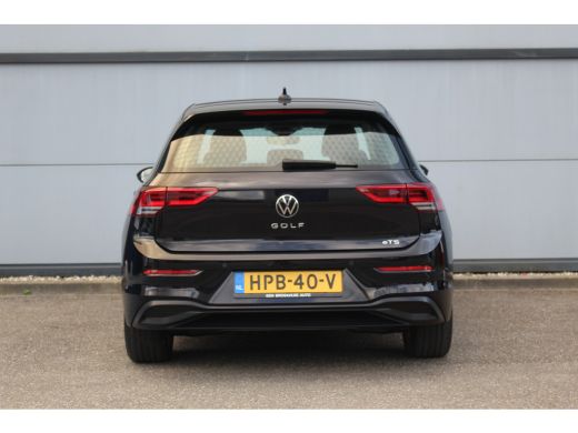 Volkswagen Golf 1.5 eTSI Style | Camera | Carplay | Navi | DAB | Adapt. Cruise | Dodehoek | LED | Sfeerverlichtin... ActivLease financial lease