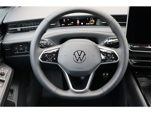 Volkswagen ID.7 Pro Business | Achterbank in ongelijke delen neerklapbaar incl. middenarmsteun en doorlaadmogelij... ActivLease financial lease