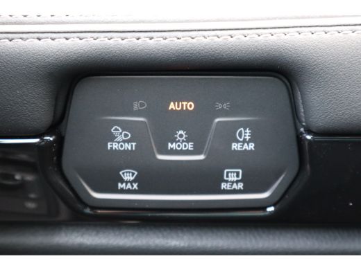 Volkswagen ID.7 Pro Business | Achterbank in ongelijke delen neerklapbaar incl. middenarmsteun en doorlaadmogelij... ActivLease financial lease