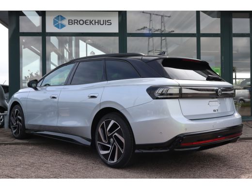 Volkswagen ID.7 Pro Business | Achterbank in ongelijke delen neerklapbaar incl. middenarmsteun en doorlaadmogelij... ActivLease financial lease