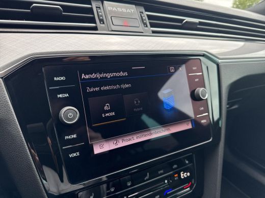 Volkswagen Passat 1.4 TSI PHEV GTE Business | 218Pk | PHEV | Trekhaak | Leder | ACC | PDC | ActivLease financial lease