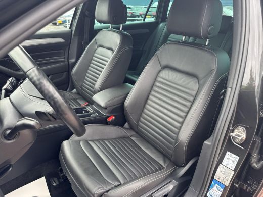 Volkswagen Passat 1.4 TSI PHEV GTE Business | 218Pk | PHEV | Trekhaak | Leder | ACC | PDC | ActivLease financial lease