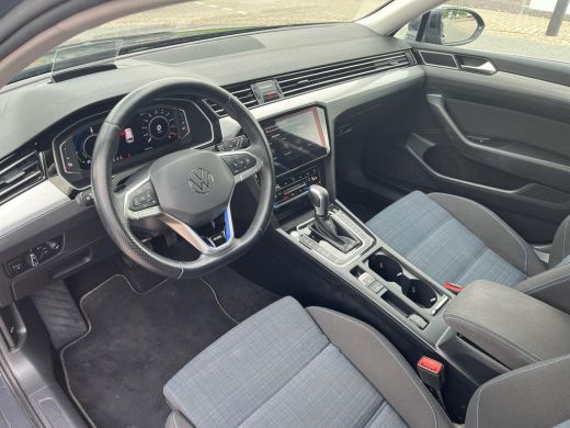 Volkswagen Passat Variant 1.4 TSI PHEV GTE Business | 218Pk | PHEV | Trekhaak | HEAD UP Display | Rondom Camera | E... ActivLease financial lease