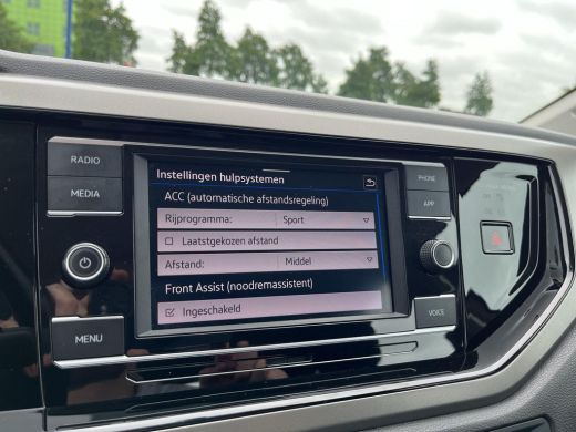 Volkswagen Polo 1.0 TSI Comfortline | Automaat | 95 Pk | A-Camera | App Connect | PDC | LM Velgen | ACC | ActivLease financial lease