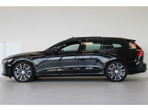 Volvo  V60 T6 355PK Plus Dark | 360° | H&K Audio | Trekhaak | Panoramadak | Stoel&Stuur Verw. ActivLease financial lease