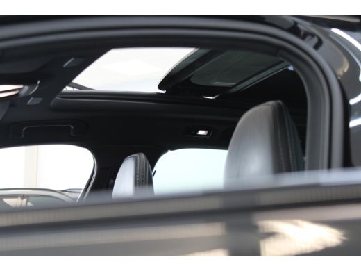 Volvo  V60 T6 355PK Plus Dark | 360° | H&K Audio | Trekhaak | Panoramadak | Stoel&Stuur Verw. ActivLease financial lease