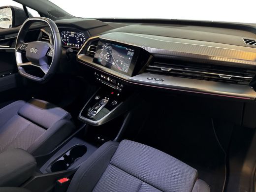 Audi Q4 e-tron 35 S edition 55 kWh 170PK Adaptive Cruise Control / S-Line / Stoel Verwarming ActivLease financial lease