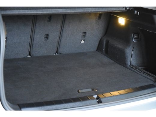 BMW X1 sDrive18i *1ste Eigenaar*Leder*Navigatie*Trekhaak* ActivLease financial lease
