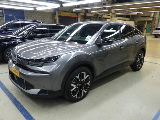 Citroën C4 1.2 Hybrid 136 Max Verwacht !! | Navigatie | Adaptive Cruise | Achteruitrijcamera | Stoelverwarmi... Citroën C4 1.2 Hybrid 136 Max Verwacht !! | Navigatie | Adaptive Cruise | Achteruitrijcamera | Stoelverwarmi...