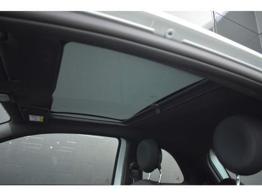 Fiat 500 1.0 Hybrid Dolcevita Finale | Navigatie By App | Cruise Control | Airco | Panoramadak | 15"LMV !! ActivLease financial lease