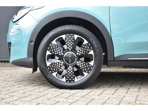 Fiat 600 1.2 Hybrid La Prima 100pk Automaat | Vol-Leder | Navigatie | Achteruitrijcamera | Stoelverwarming... ActivLease financial lease