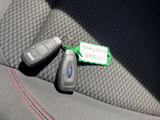 Ford Fiesta 1.0 EcoBoost ST-Line BLIS | CAMERA | NAVI | CARPLAY ActivLease financial lease