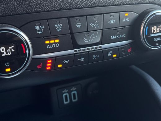 Ford Focus 1.0 EcoBoost Hybrid ST Line X Business PACK WINTER | 17 INCH | ACC ActivLease financial lease