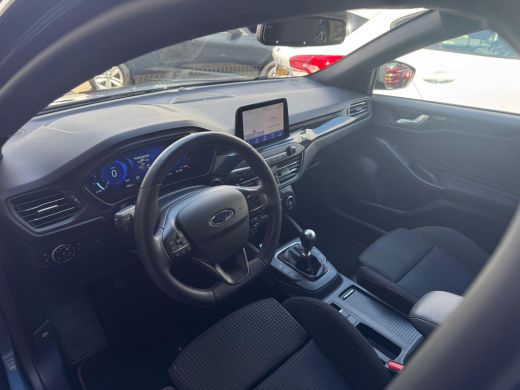 Ford Focus 1.0 EcoBoost Hybrid ST Line X Business PACK WINTER | 17 INCH | ACC ActivLease financial lease