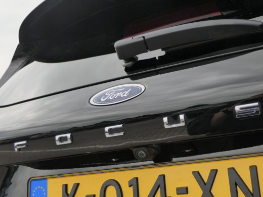 Ford Focus 1.0 EcoBoost Hybrid ST Line X | Winterpack | Camera | Digitaal Dashboard | DAB | Keyless Entry | ... ActivLease financial lease
