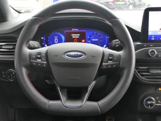 Ford Focus 1.0 EcoBoost Hybrid ST Line X | Winterpack | Camera | Digitaal Dashboard | DAB | Keyless Entry | ... ActivLease financial lease