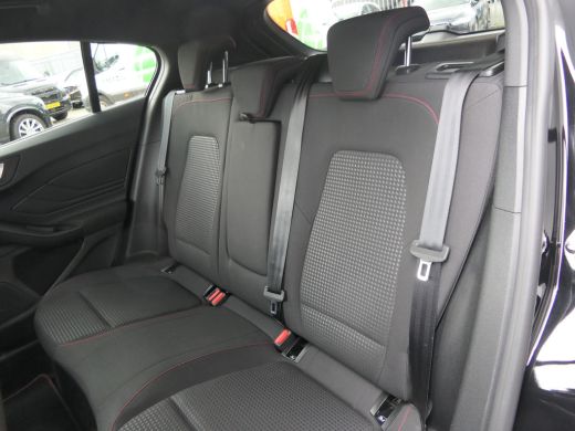 Ford Focus 1.0 EcoBoost Hybrid ST Line X | Winterpack | Camera | Digitaal Dashboard | DAB | Keyless Entry | ... ActivLease financial lease