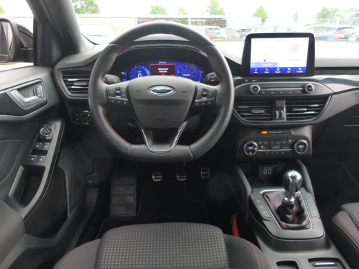 Ford Focus 1.0 EcoBoost Hybrid ST Line X | Winterpack | Camera | Digitaal Dashboard | DAB | Keyless Entry | ... ActivLease financial lease