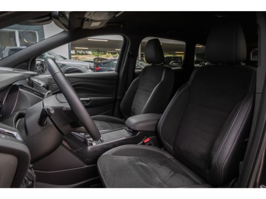 Ford Kuga 1.5 EcoBoost ST Line | Trekhaak+ 2000kg trekgewicht | Stoel/stuur/voorruit verwarming | Camera | ... ActivLease financial lease