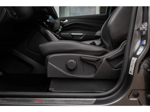 Ford Kuga 1.5 EcoBoost ST Line | Trekhaak+ 2000kg trekgewicht | Stoel/stuur/voorruit verwarming | Camera | ... ActivLease financial lease