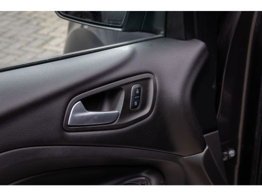 Ford Kuga 1.5 EcoBoost ST Line | Trekhaak+ 2000kg trekgewicht | Stoel/stuur/voorruit verwarming | Camera | ... ActivLease financial lease