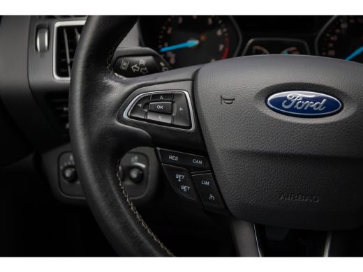 Ford Kuga 1.5 EcoBoost ST Line | Trekhaak+ 2000kg trekgewicht | Stoel/stuur/voorruit verwarming | Camera | ... ActivLease financial lease