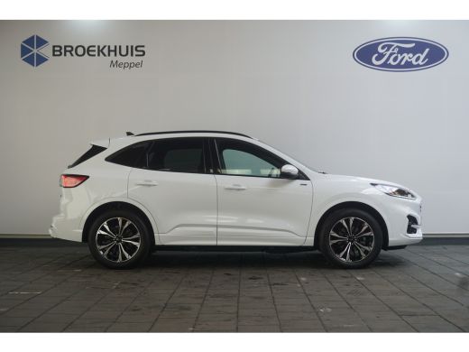 Ford Kuga 2.5 PHEV 225pk ST-Line | 19" lichtmetalen velgen | Climate control | Achteruitrijcamera | Keyless... ActivLease financial lease