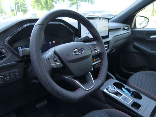 Ford Kuga 2.5 PHEV ST-Line | Panoramadak | 19 Inch | Winterpack | Nieuwe Model! | Camera | Keyless | ActivLease financial lease