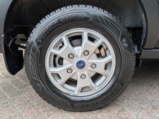 Ford Transit 350 2.0 TDCI L3H3 Limited 170PK AUT. | Adaptive Cruise | Dode Hoek detectie | Bi-Xenon | All-Seas... ActivLease financial lease
