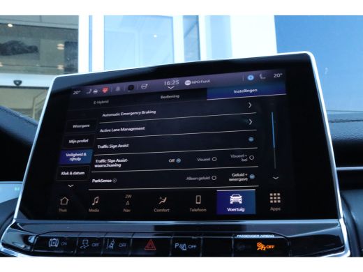 Jeep Compass 4xe 240 Plug-in Hybrid Electric S | Adaptieve Cruise | Stoel+Stuurverwarming | Camera | Navi | Ca... ActivLease financial lease