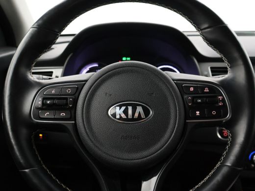 Kia e-Niro EXECUTIVELINE 64 kWh + STOELVENTILATIE | JBL | APPLE CARPLAY | LEDER | STUURVERWARMING ActivLease financial lease