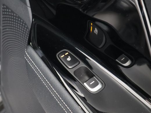 Kia e-Niro EXECUTIVELINE 64 kWh + STOELVENTILATIE | JBL | APPLE CARPLAY | LEDER | STUURVERWARMING ActivLease financial lease