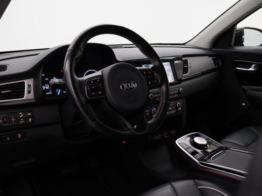 Kia e-Niro EXECUTIVELINE 64 kWh + STOELVENTILATIE | JBL | APPLE CARPLAY | LEDER | STUURVERWARMING ActivLease financial lease