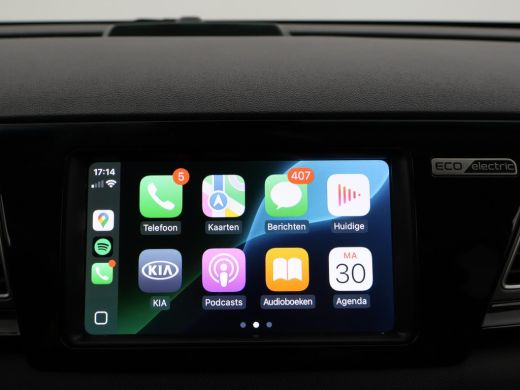 Kia e-Niro EXECUTIVELINE 64 kWh + STOELVENTILATIE | JBL | APPLE CARPLAY | LEDER | STUURVERWARMING ActivLease financial lease