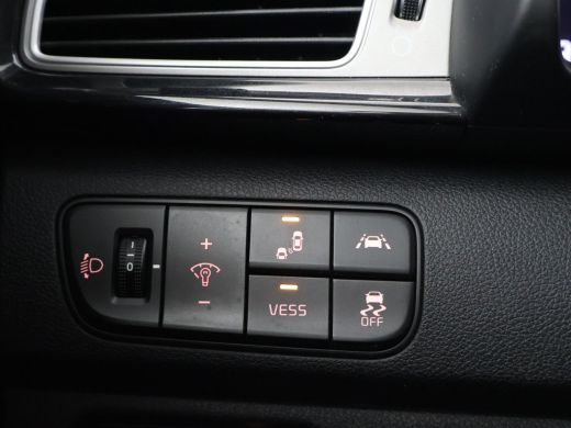 Kia e-Niro EXECUTIVELINE 64 kWh + STOELVENTILATIE | JBL | APPLE CARPLAY | LEDER | STUURVERWARMING ActivLease financial lease