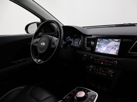 Kia e-Niro EXECUTIVELINE 64 kWh + STOELVENTILATIE | JBL | APPLE CARPLAY | LEDER | STUURVERWARMING ActivLease financial lease