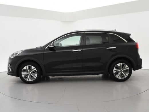 Kia e-Niro EXECUTIVELINE 64 kWh + STOELVENTILATIE | JBL | APPLE CARPLAY | LEDER | STUURVERWARMING ActivLease financial lease