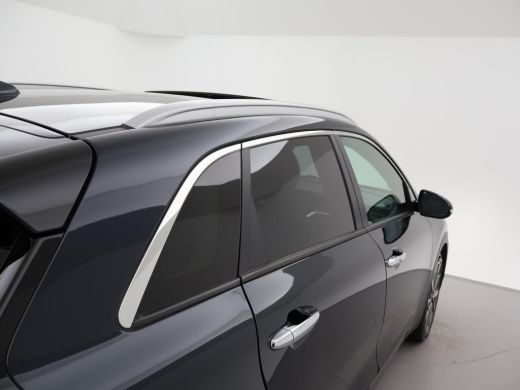 Kia Niro 1.6 GDi HYBRID EXECUTIVELINE AUT. + TREKHAAK | STOELVENTILATIE | JBL | LEDER | STUURVERW. ActivLease financial lease