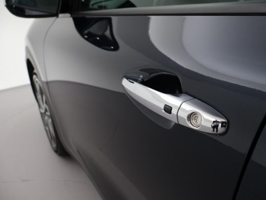 Kia Niro 1.6 GDi HYBRID EXECUTIVELINE AUT. + TREKHAAK | STOELVENTILATIE | JBL | LEDER | STUURVERW. ActivLease financial lease