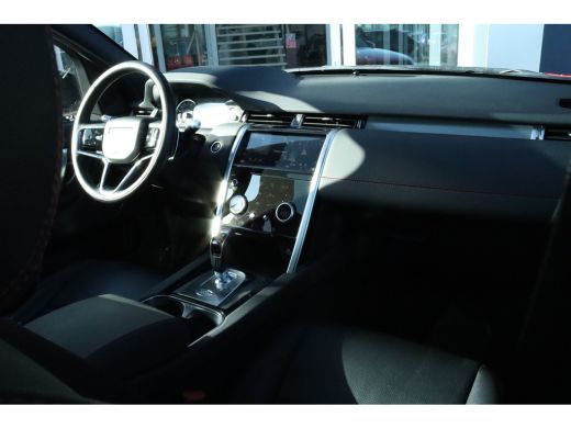 Land Rover Discovery Sport P300e 1.5 R-Dynamic HSE | Adaptieve Cruise | Pano | Stoelventilatie | Meridian Audio | Leder | Na... ActivLease financial lease