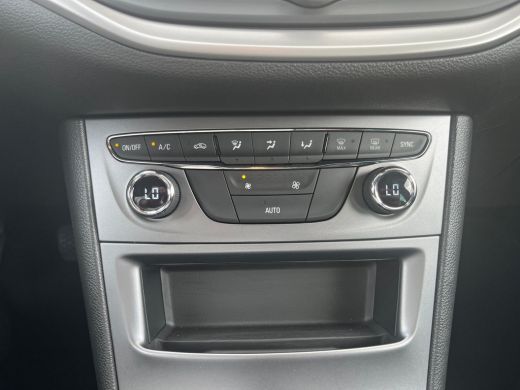 Opel Astra 1.2 Edition NL-AUTO | NAVI | CAMERA ActivLease financial lease