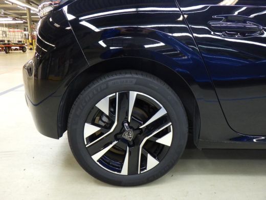 Peugeot 208 Hybrid 100 e-DCS6 Allure | Automaat | Navigatie | Camera | Adaptieve cruise control | Mild Hybrid... ActivLease financial lease