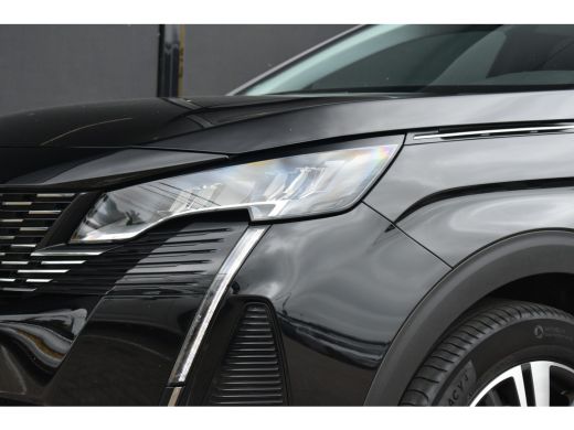 Peugeot 5008 1.2 PureTech Allure | Afn. Trekhaak | 7 Zits! | Navigatie | Achteruitrijcamera | Keyless Start | ... ActivLease financial lease