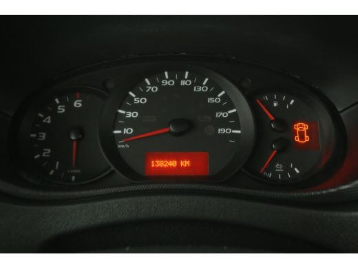 Renault Master T35 2.3 dCi L2H2 Airco Camera Cruise Navigatie PDC 3 Persoons Elektrpakket Trekhaak ActivLease financial lease